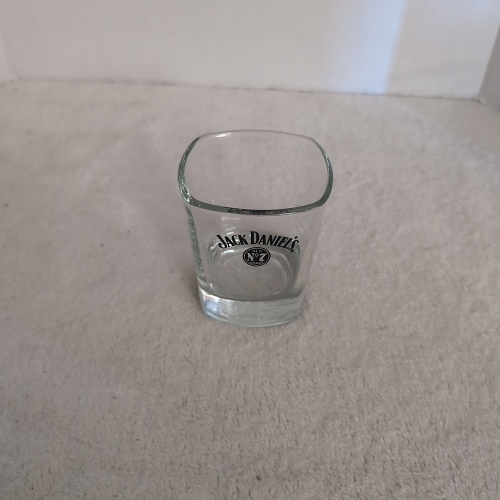 JACK DANIELS No. 7 WHISKEY GLASS
